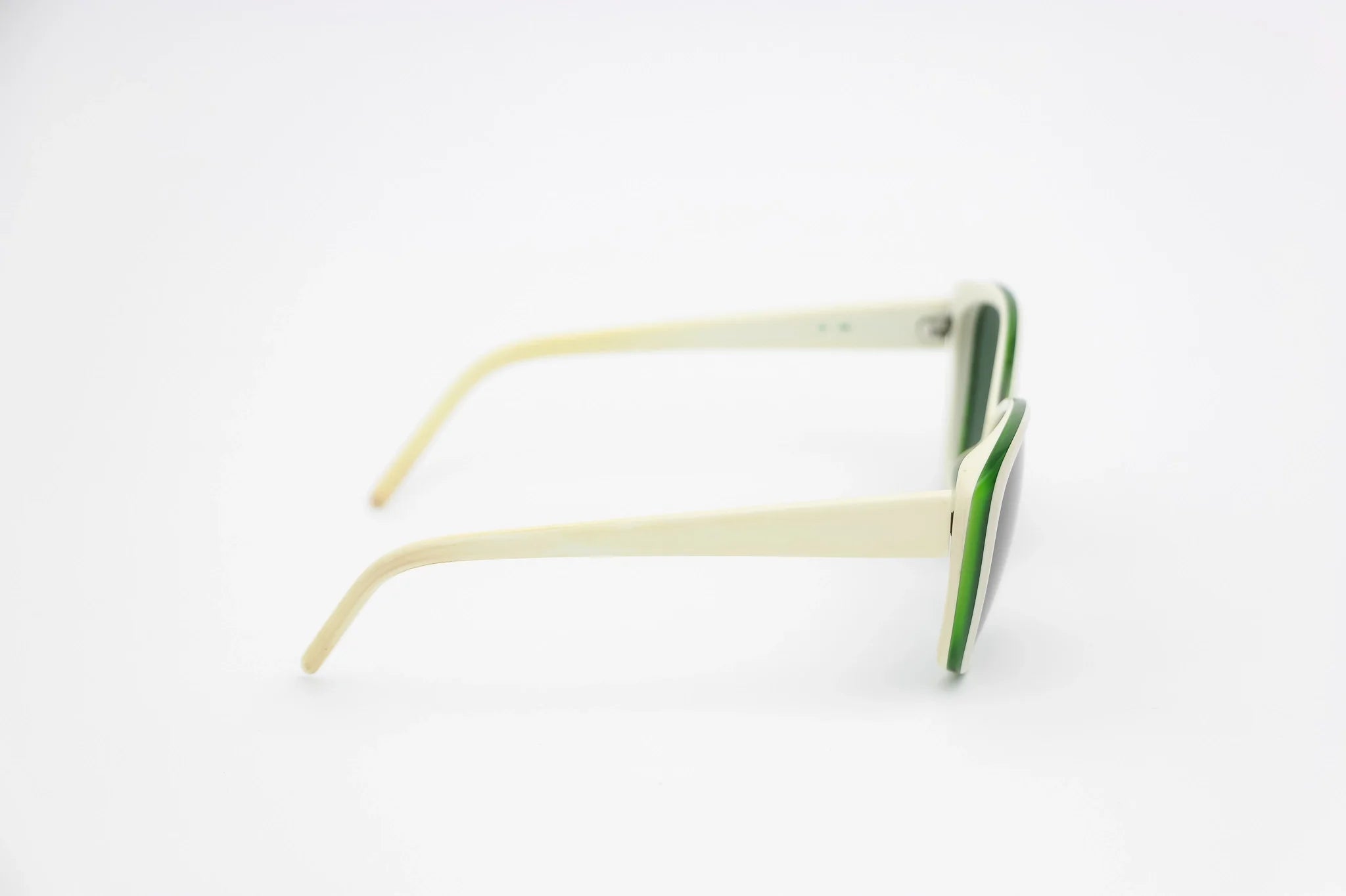 Lacoste - L612S