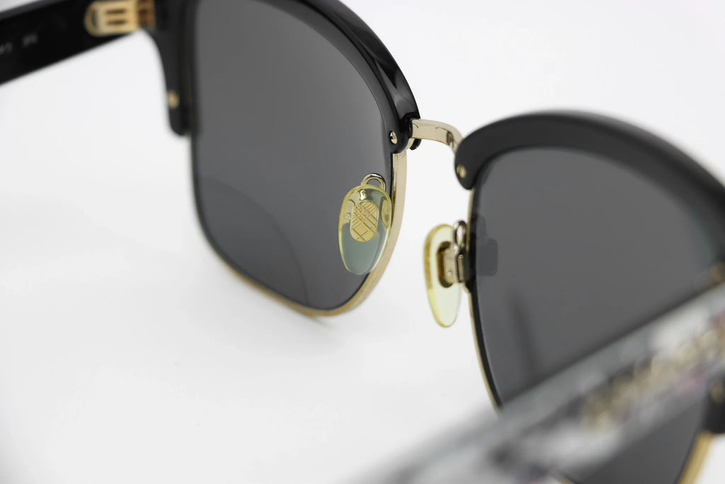 Burberry - B4265