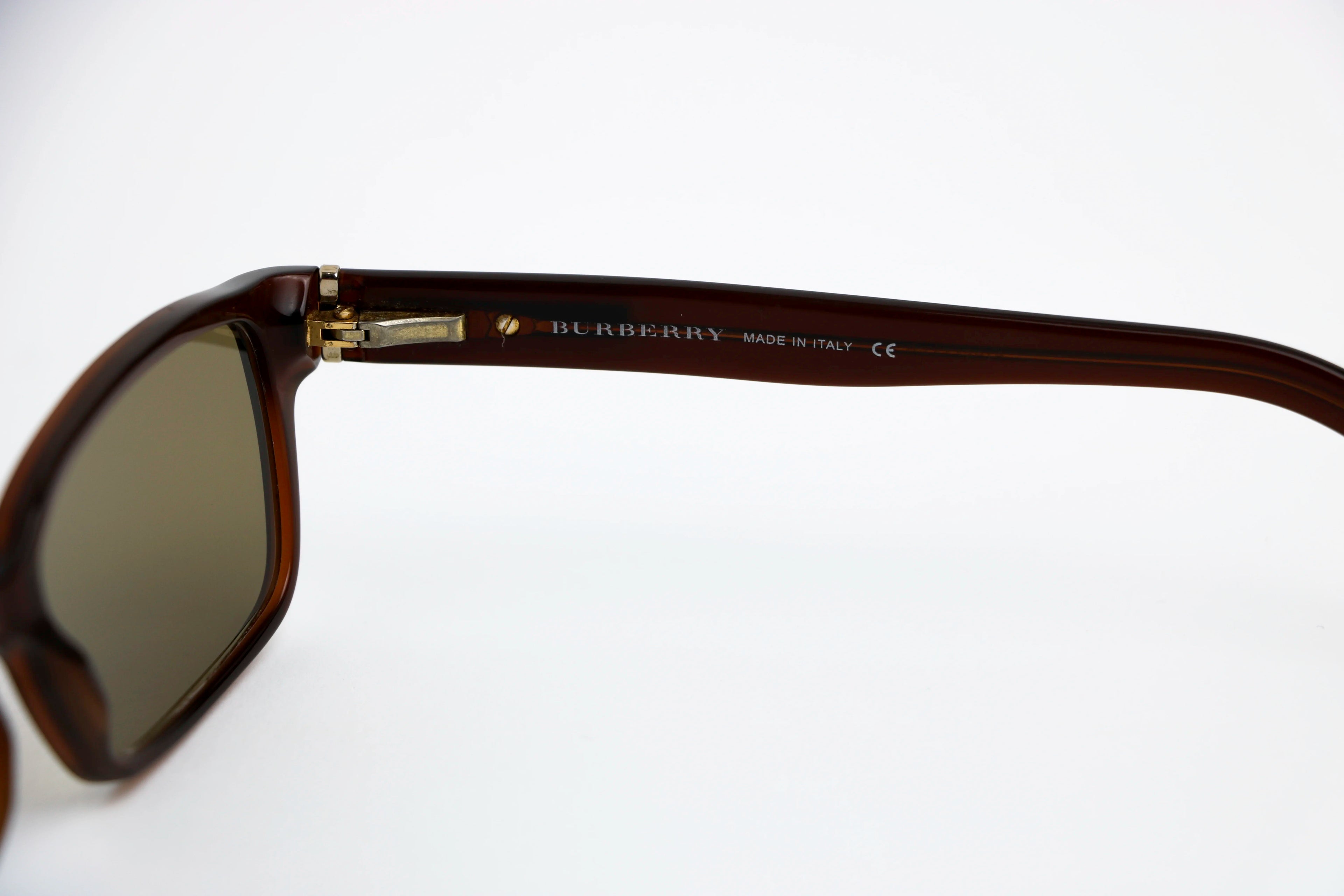 Burberry - B2038