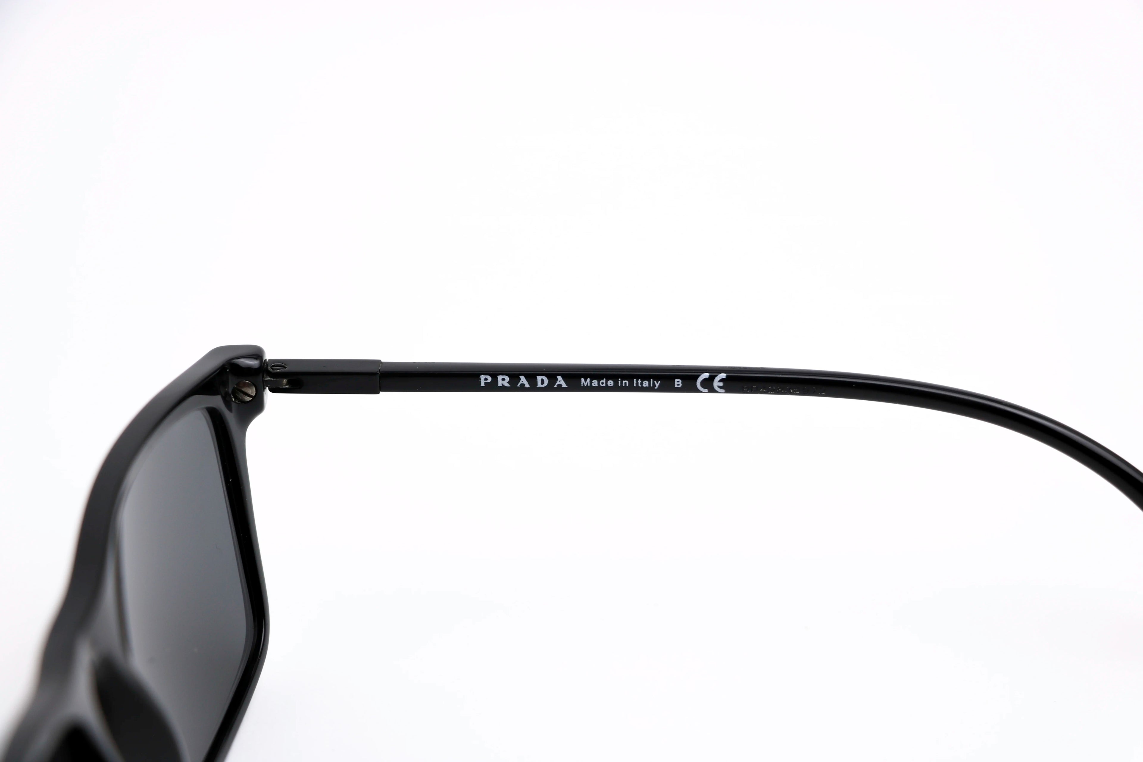Prada - VPR01W