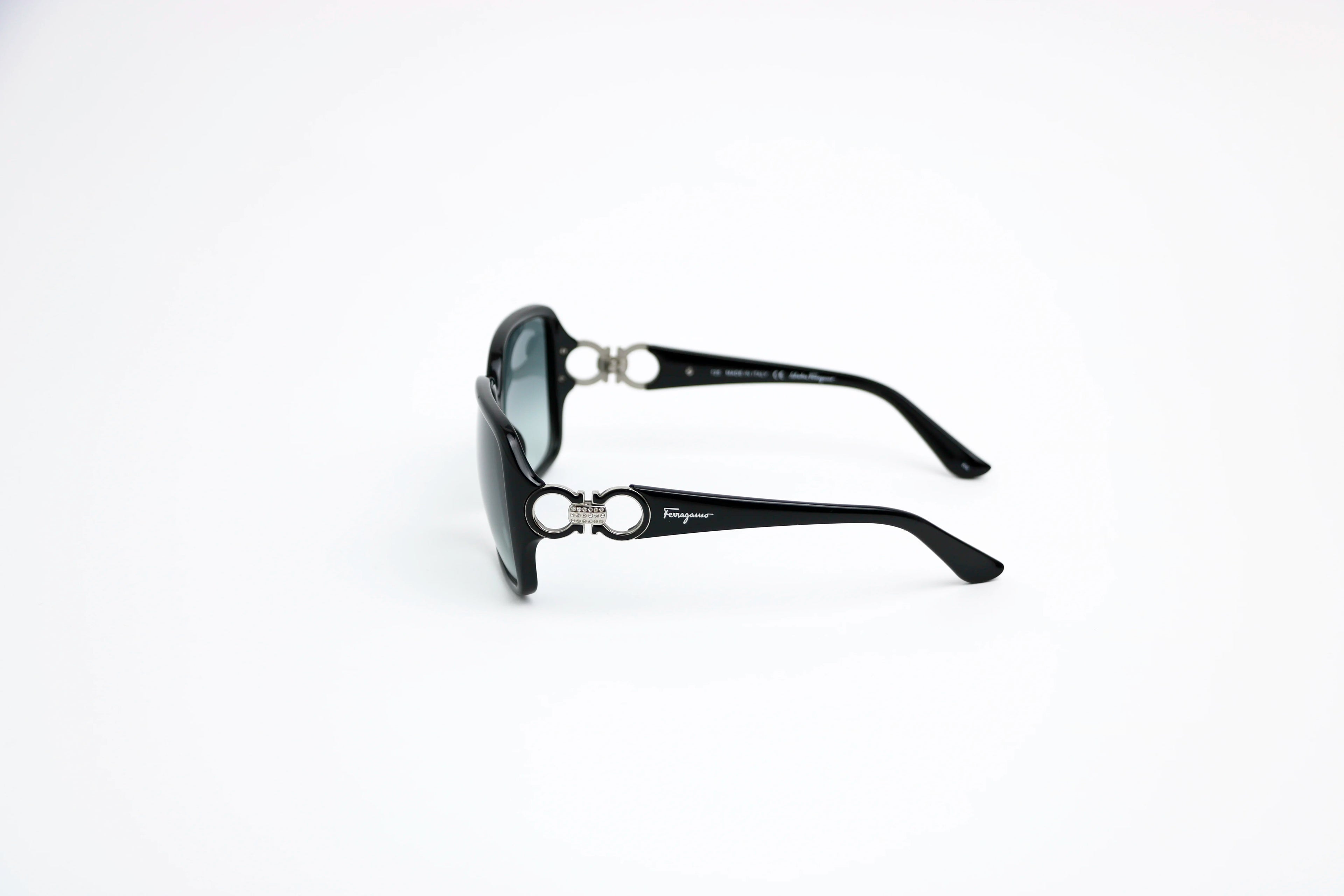 Salvatore Ferragamo - SF620SR