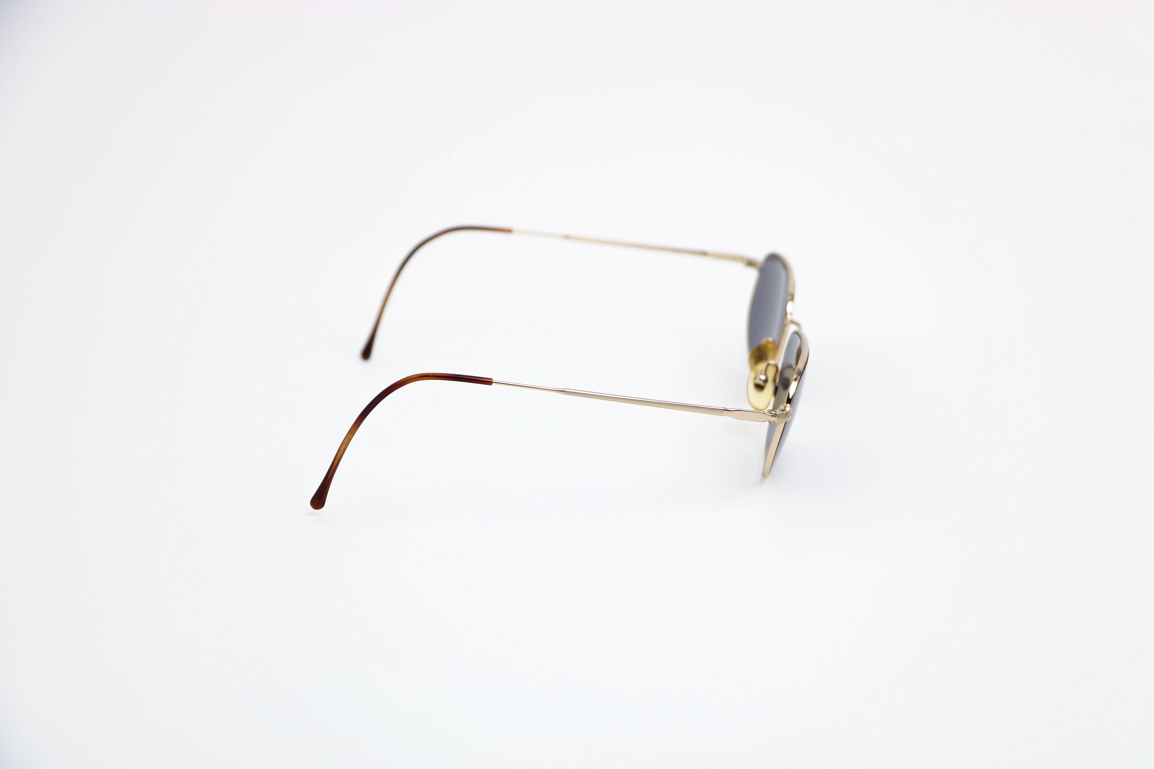 Guess - GU505