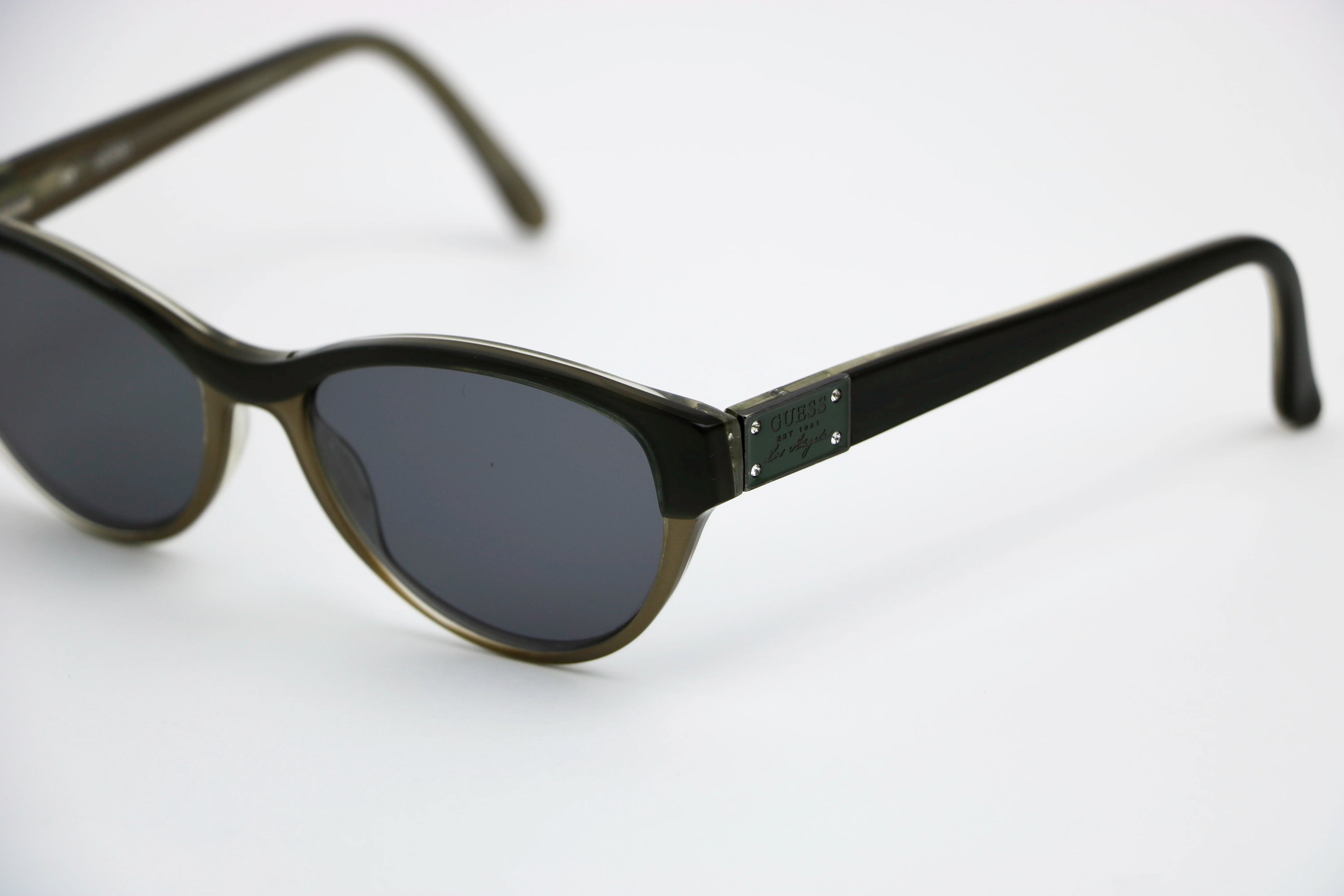 Guess - GU2322
