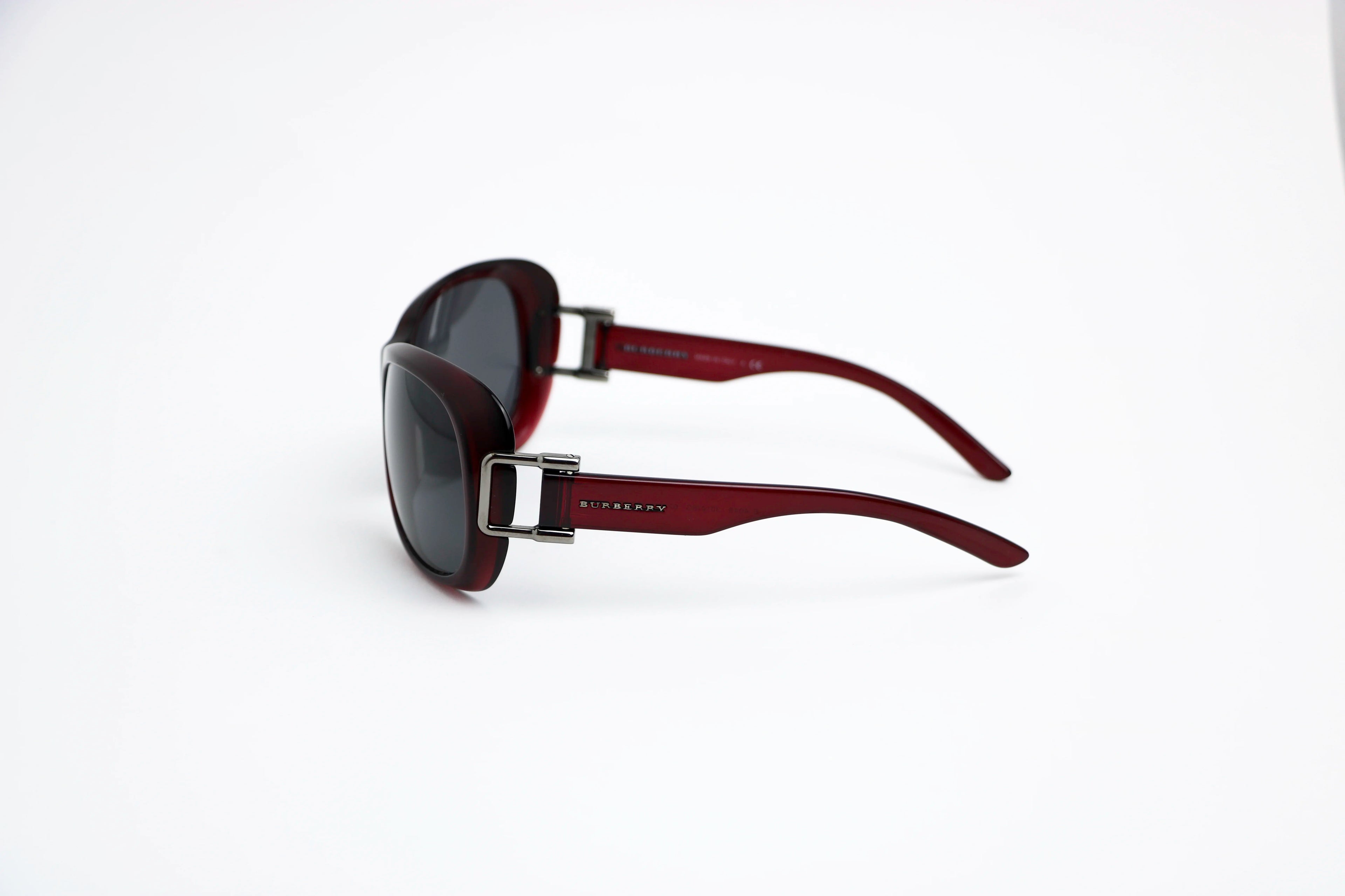 Burberry - B4048