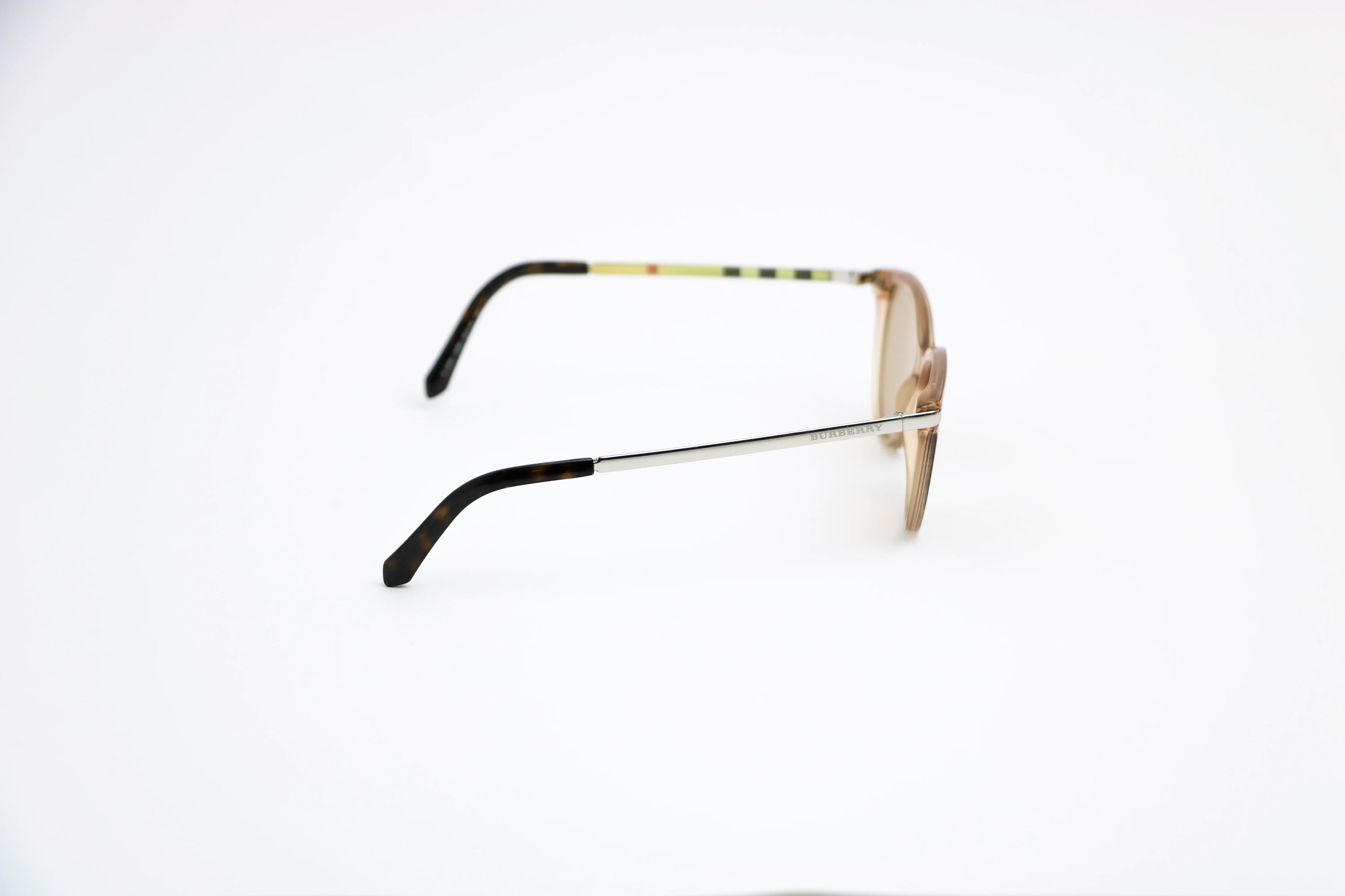 Burberry - B2280 3358