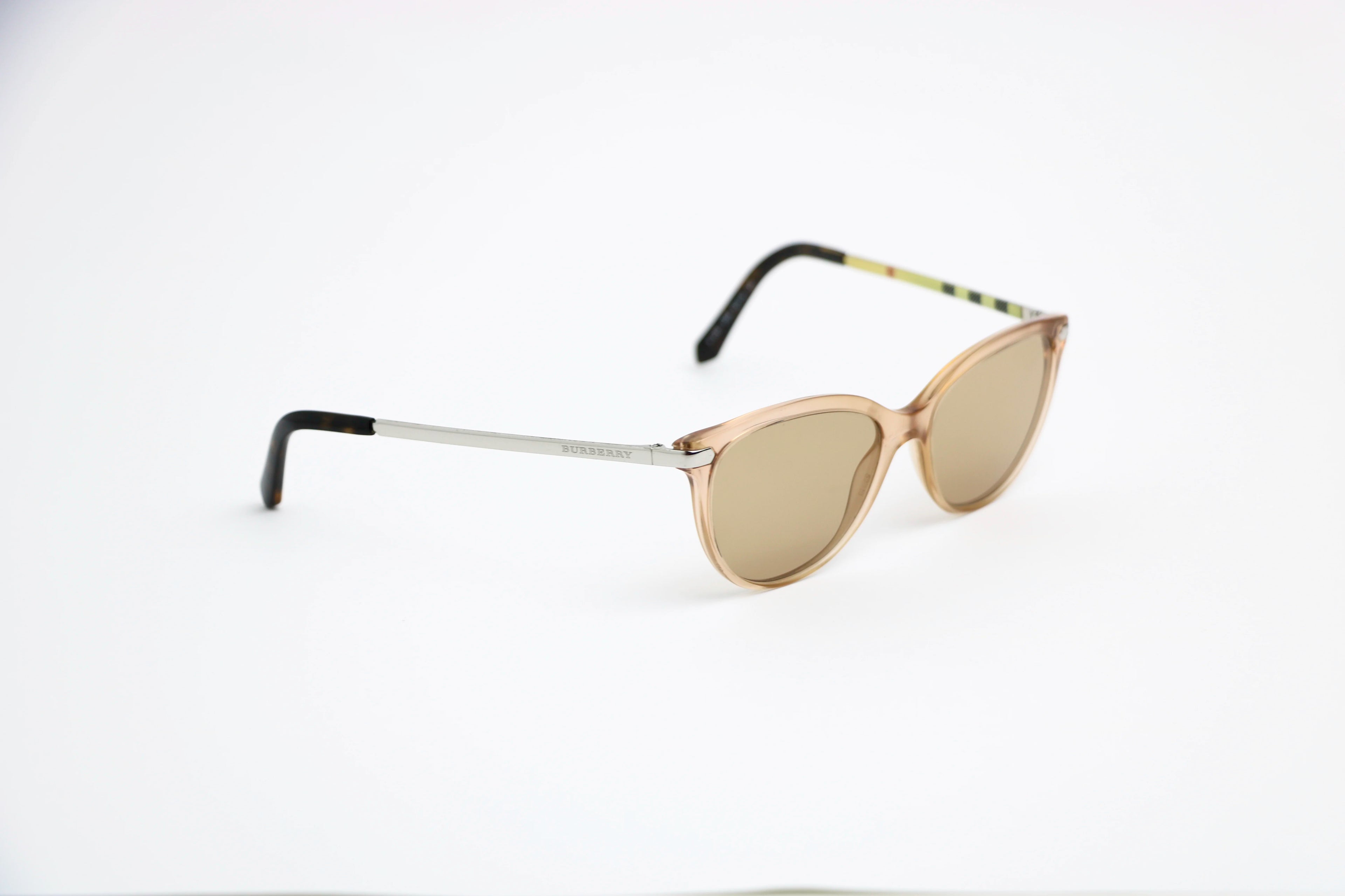 Burberry - B2280 3358