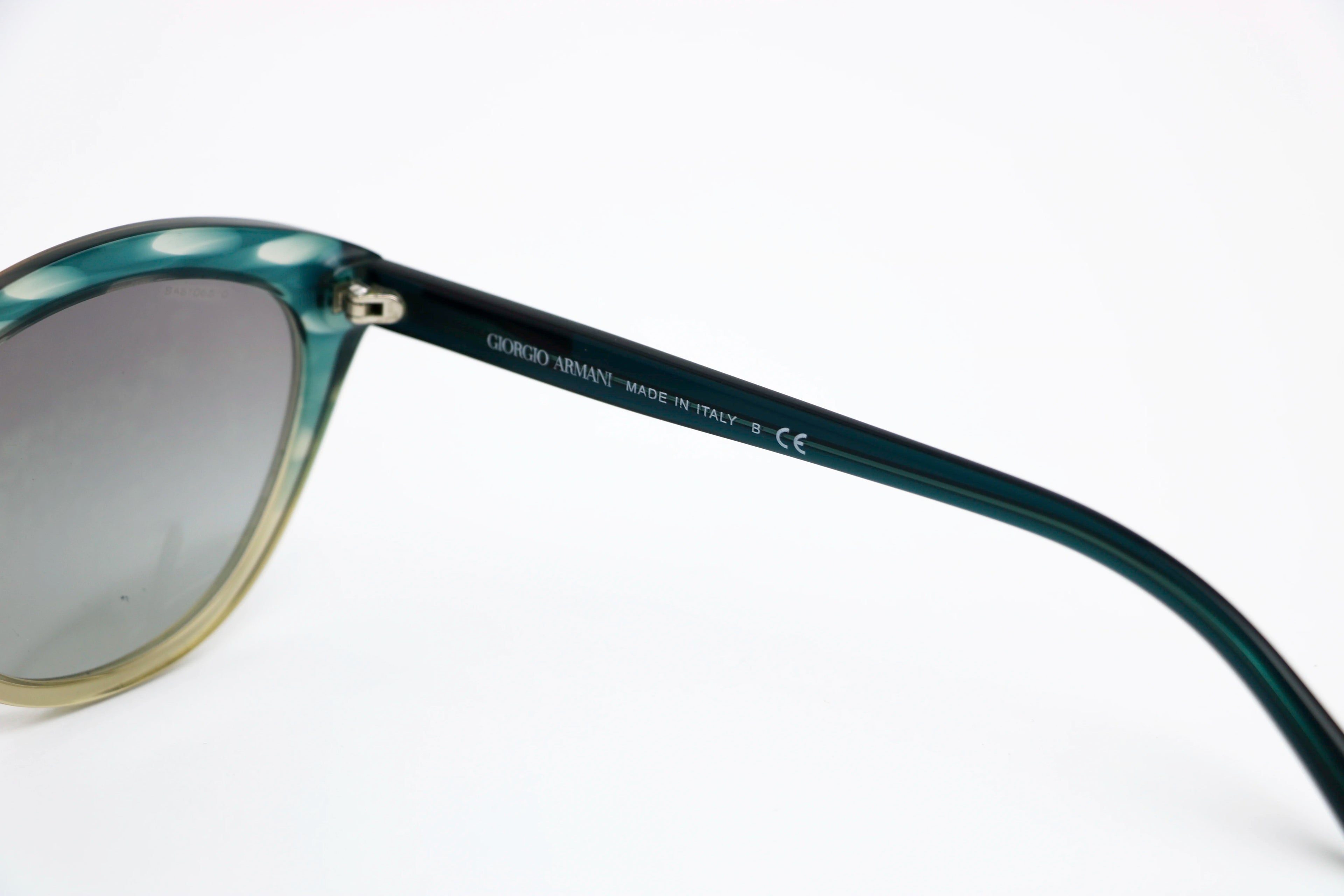 Giorgio Armani - AR8033