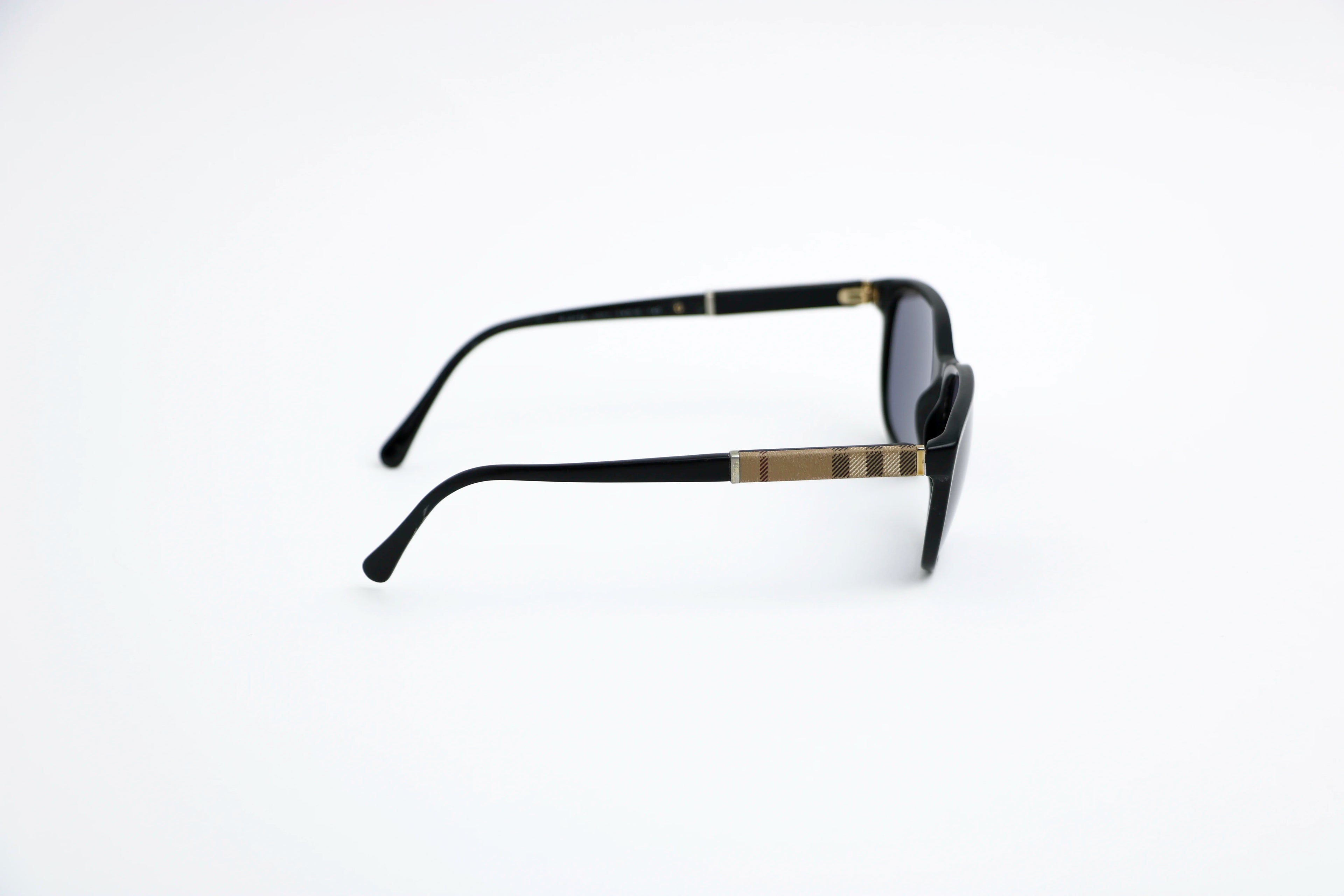 Burberry - B2172