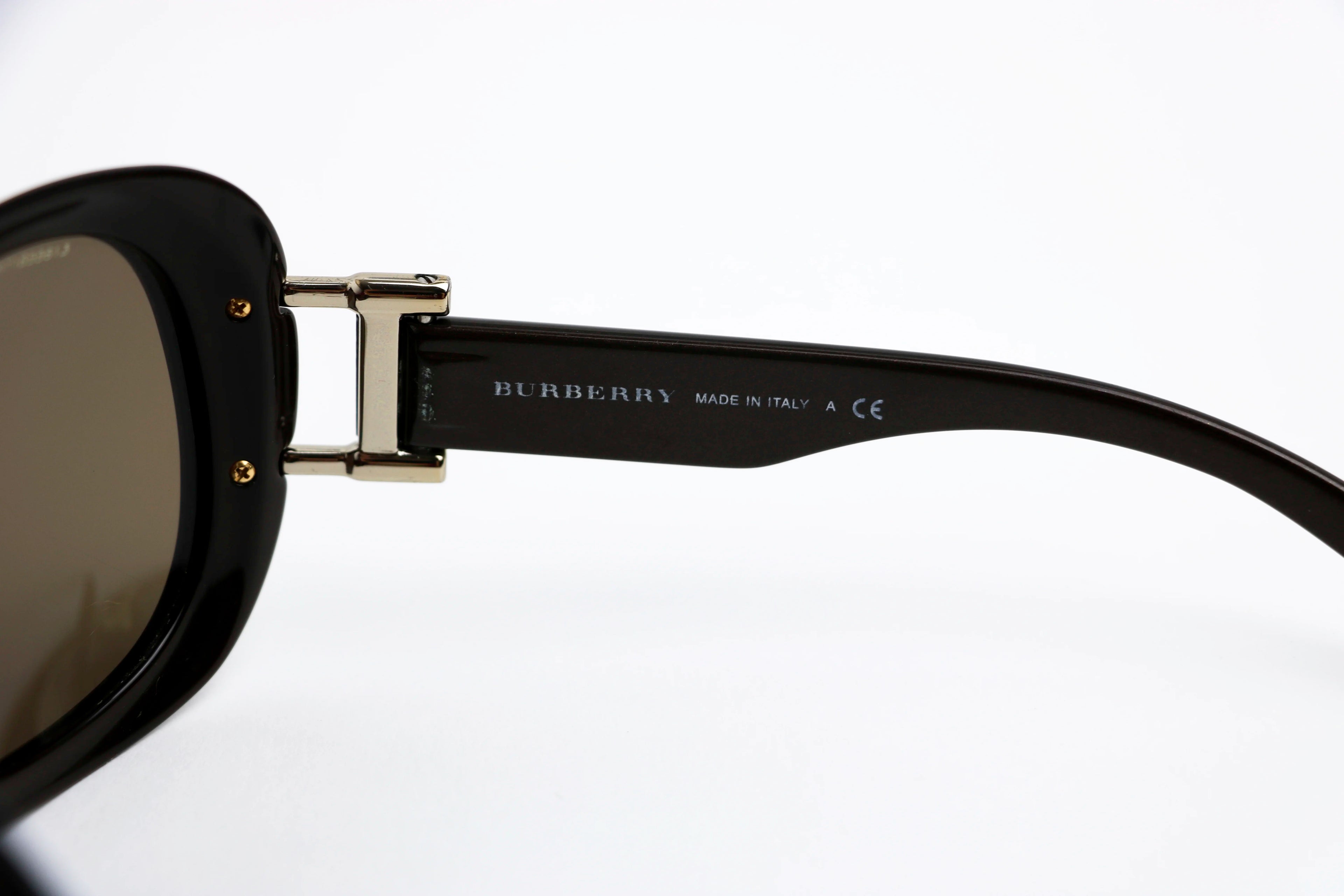 Burberry - B4048