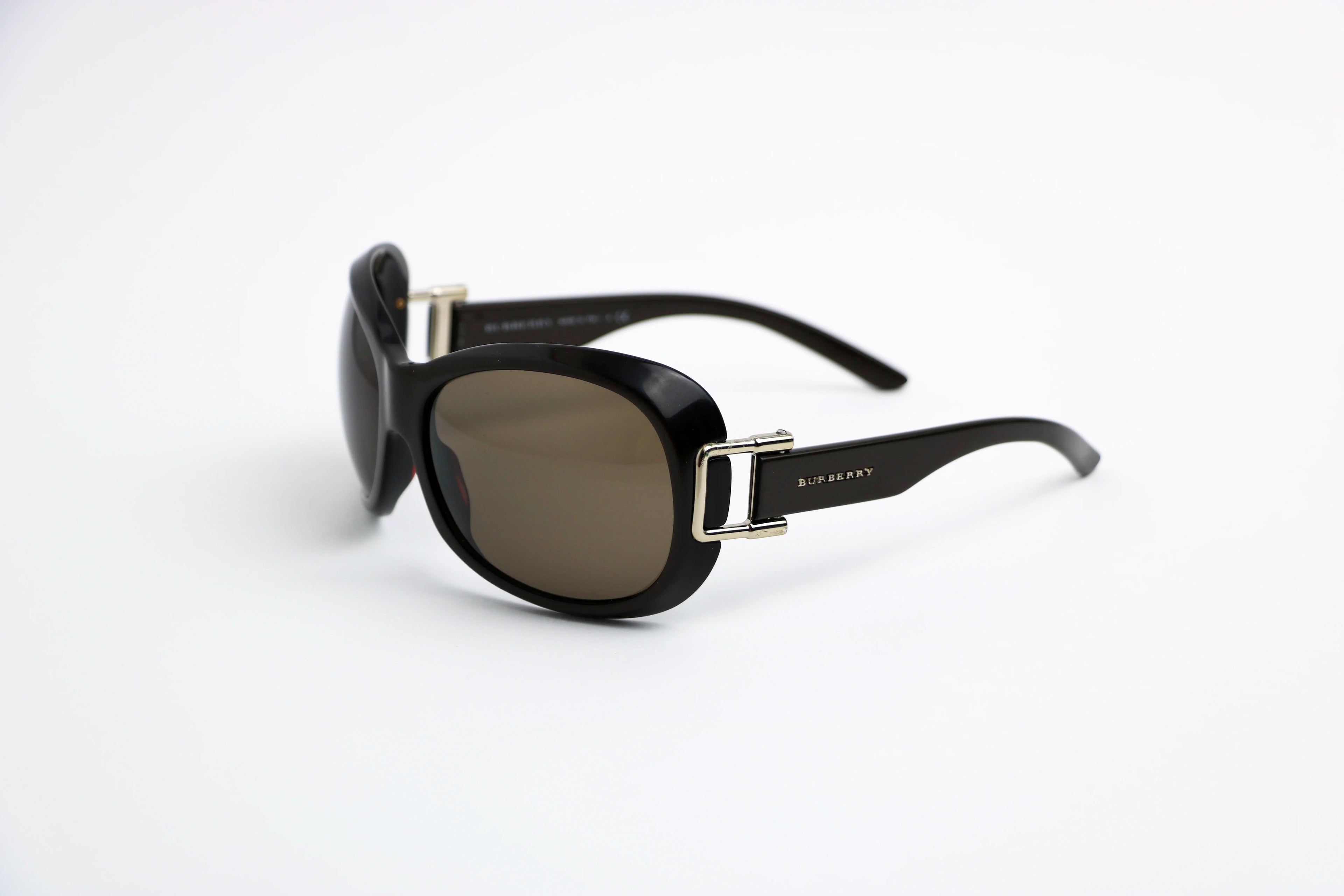 Burberry - B4048