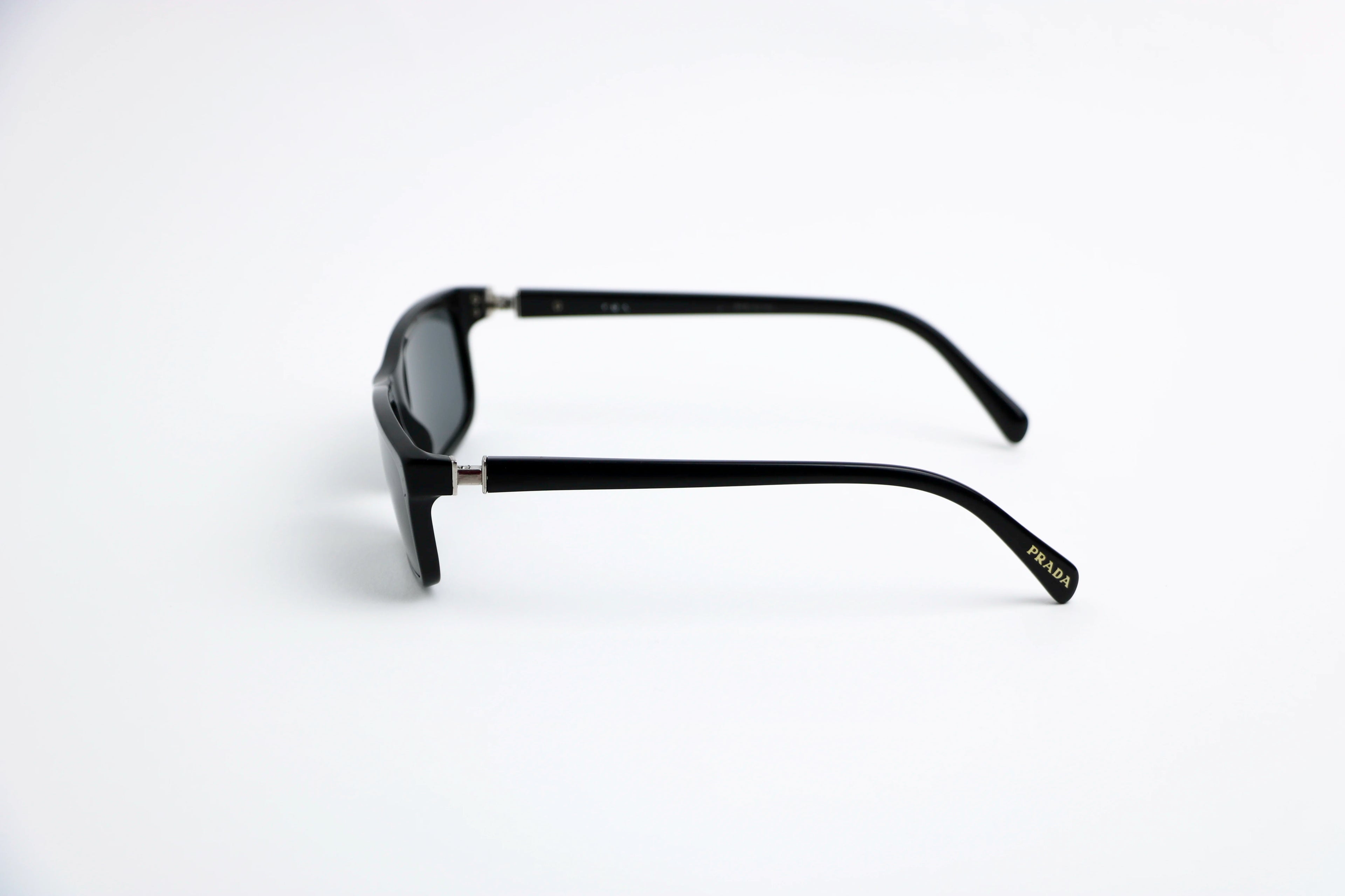 Prada - VPR06N